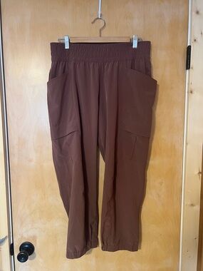 Prana Rusty Rose Elastic-Waist Pull-On capris